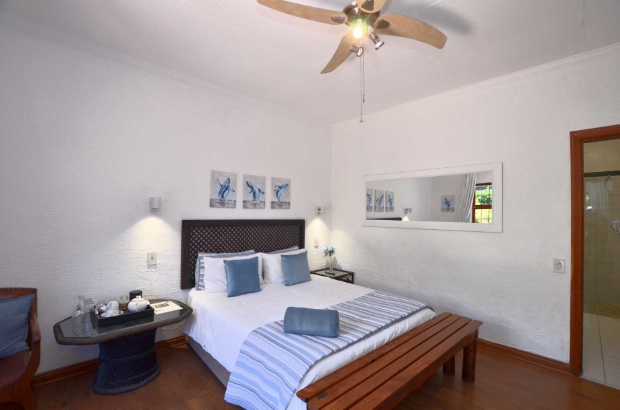 7 Bedroom Property for Sale in Westcliff Western Cape